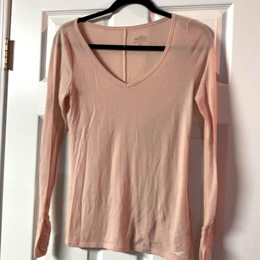 Hollister peach long sleeve top, youth size large.